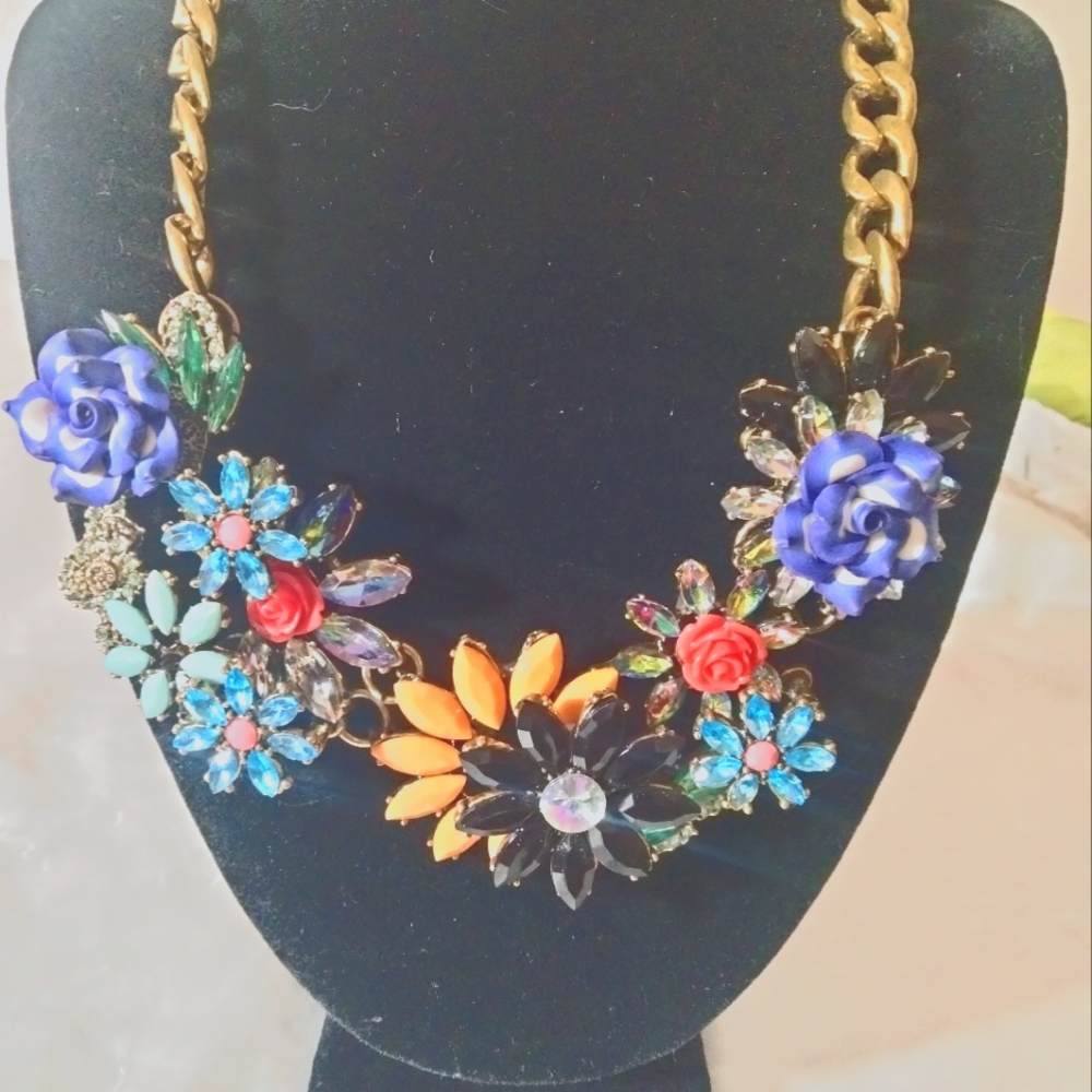 Zara multicolor  Flower